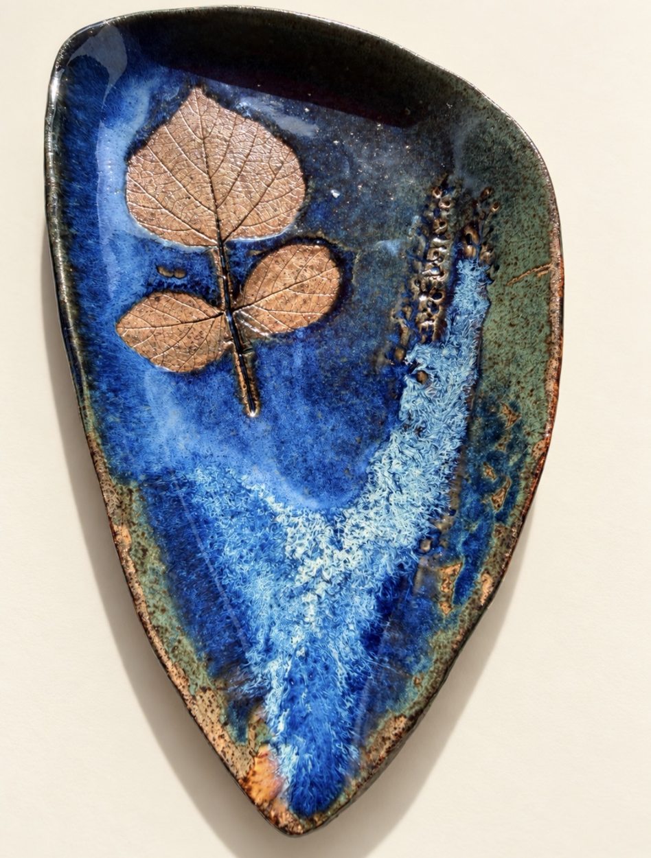 Blue botanical dish